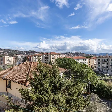 Gama Functional Flat