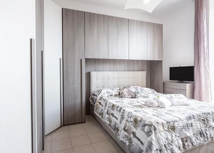 Guesthost - Gama Functional Flat * Λα Σπέτσια