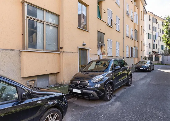 Guesthost - Gama Functional Flat Λα Σπέτσια